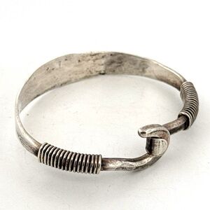 925 Sterling Silver - Vintage Rope Twist Wrapped Hook Bangle Bracelet 22.5G